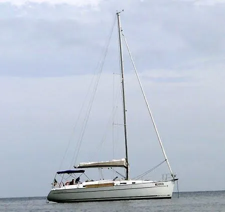 Charter Eolie 보트호텔 밀라초